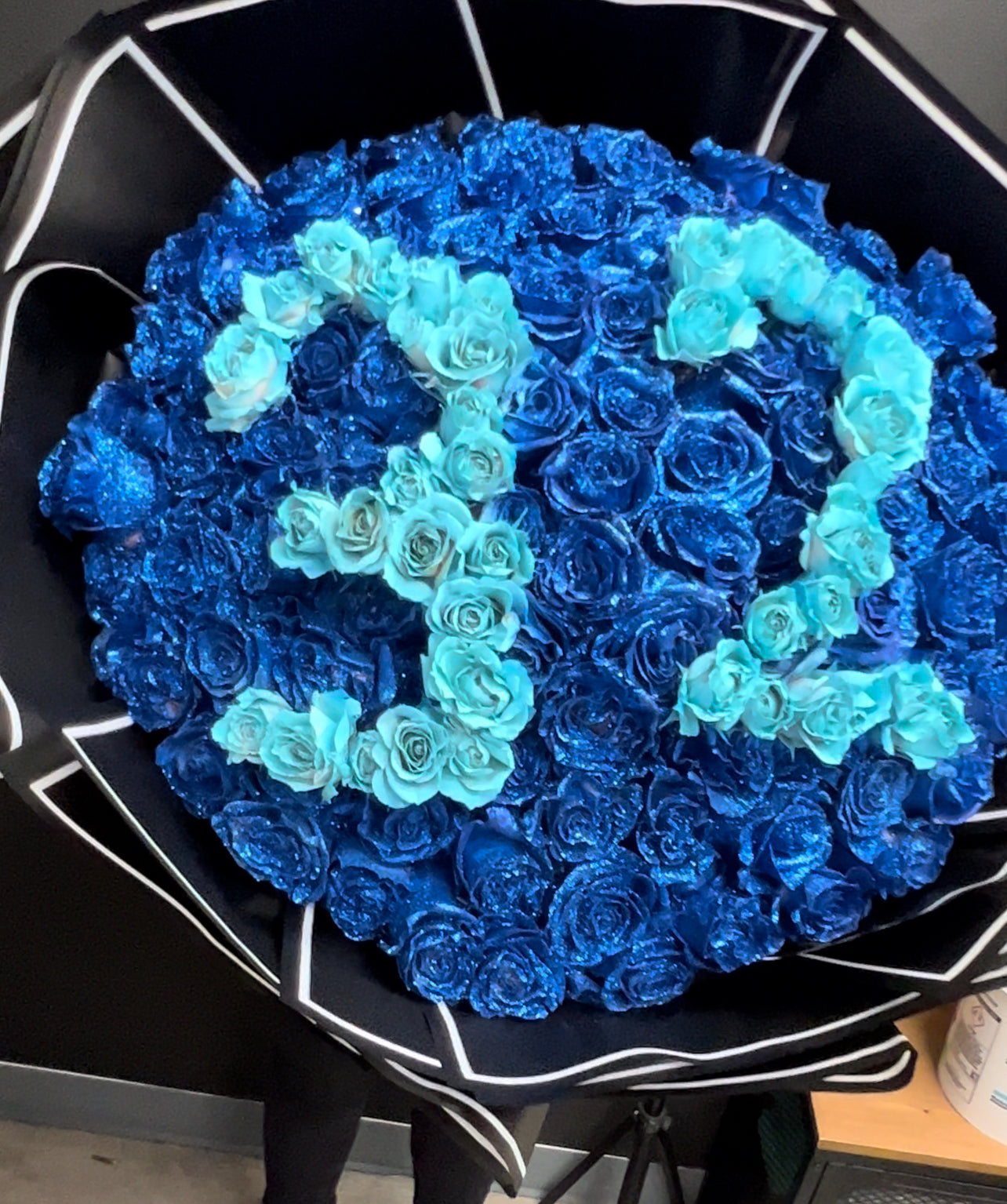 Glitter Blue Rose – GIFTEDFLWR